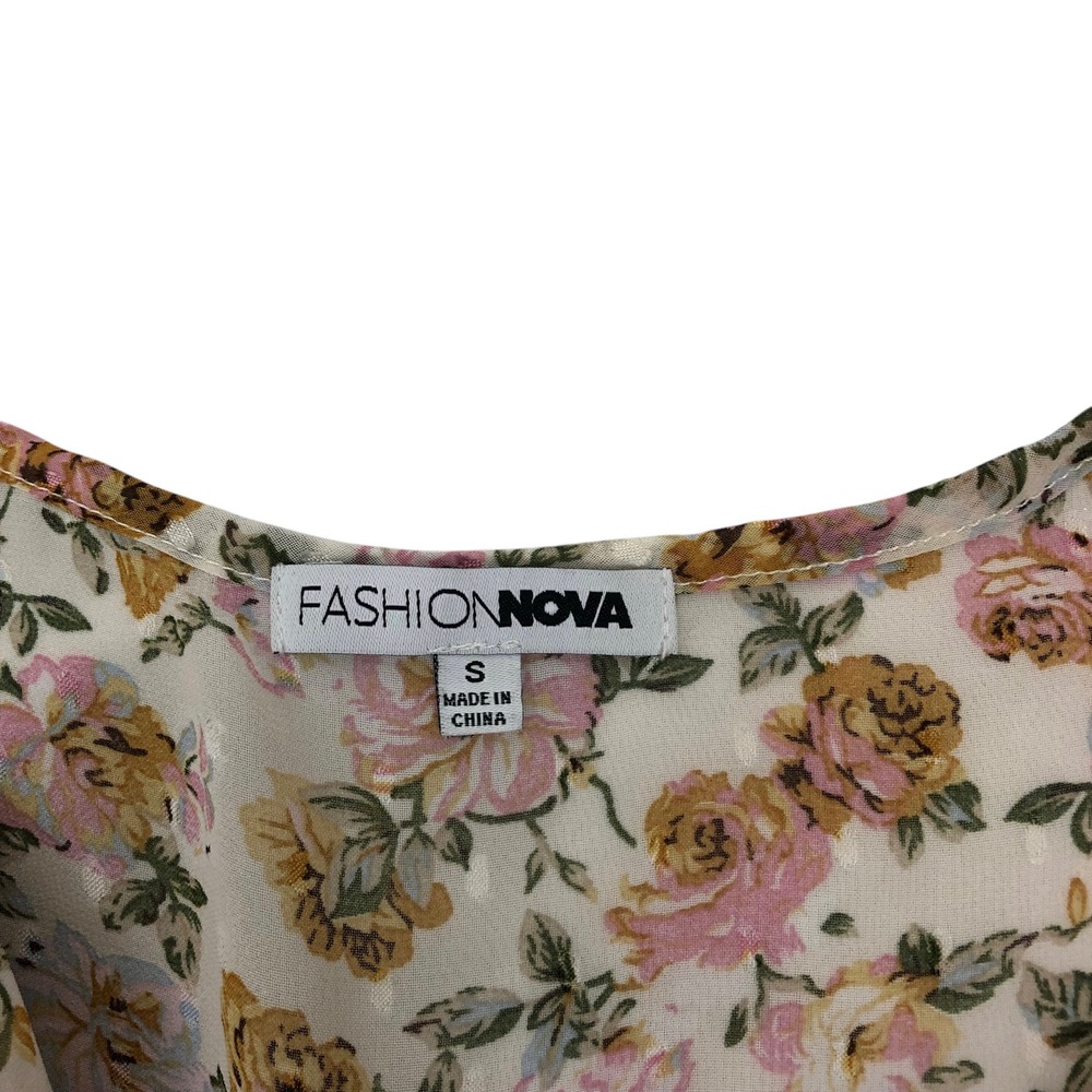 Fashion Nova Floral Print Ruffle Wrap Crop Top Size S Cream V-Neck Coquette Y2K - Picture 8 of 8